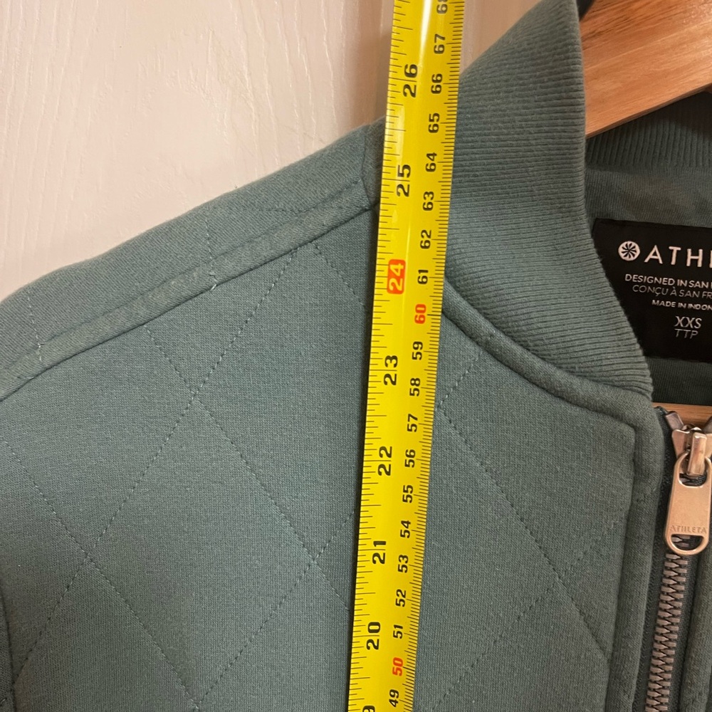 Athleta Women's Sage Green Quilted Bomber Jacket - Picture 14 of 14